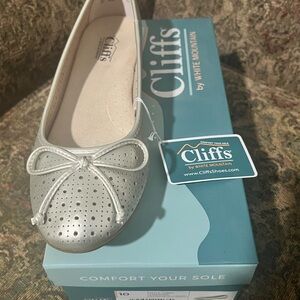 Cliffs by White Mountain Women's Silver Perforated Flats